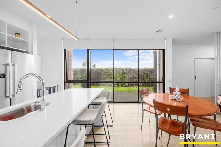 Photo of property in 2 Troop Road, Papakura, 2110