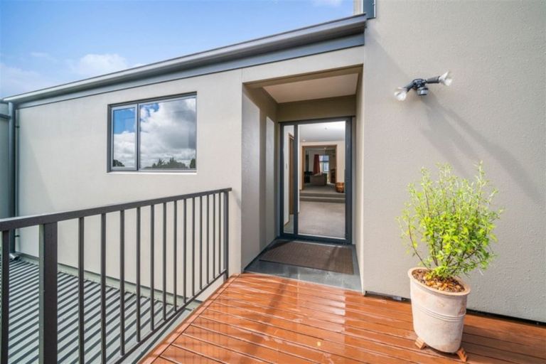 Photo of property in 5 Bengal Drive, Cashmere, Christchurch, 8022