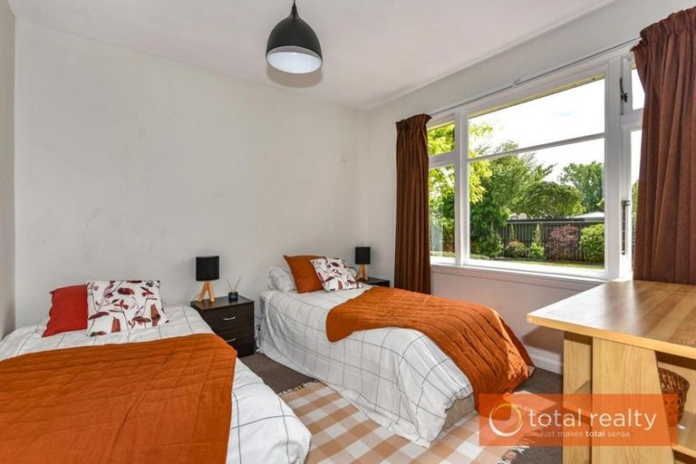 Photo of property in 27 Sabys Road, Halswell, Christchurch, 8025