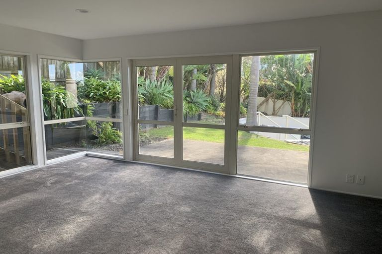 Photo of property in 43 Shuttleworth Place, Manly, Whangaparaoa, 0930