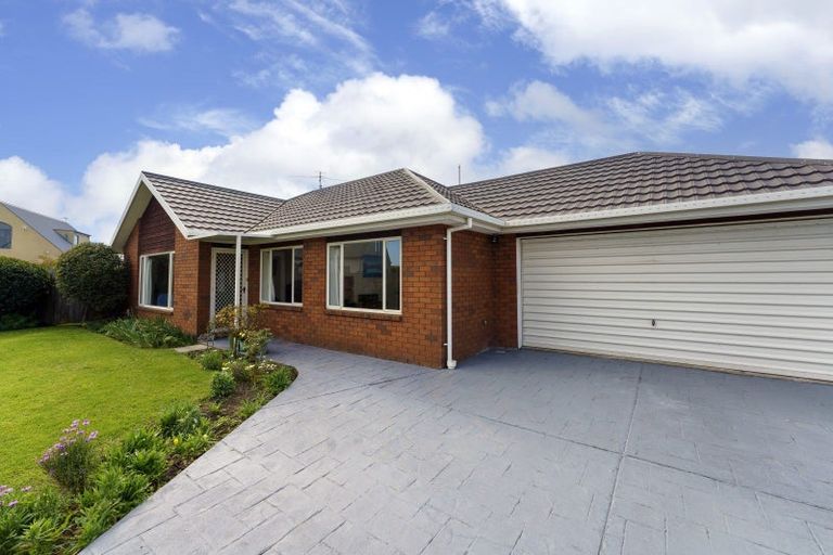 Photo of property in 17 Seascape Gardens, Bromley, Christchurch, 8062