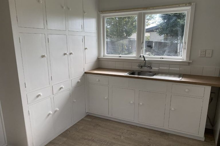 Photo of property in 5/9a Curletts Road, Sockburn, Christchurch, 8042