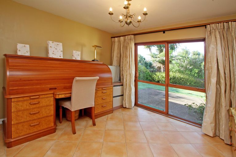 Photo of property in 33 Rarere Terrace, Kerikeri, 0230