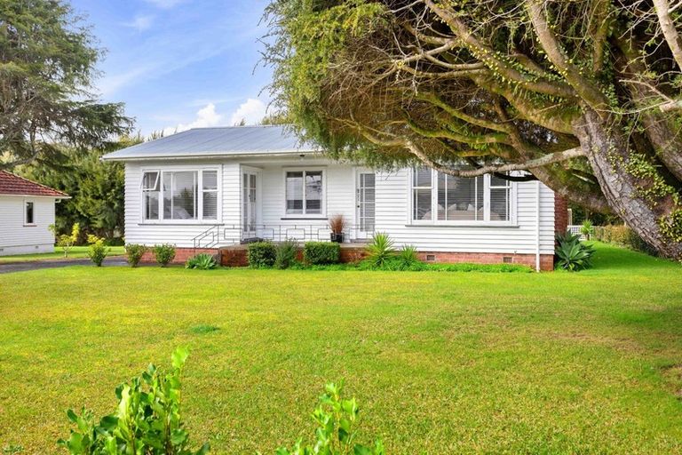 Photo of property in 129 Fred Taylor Drive, Whenuapai, Auckland, 0814