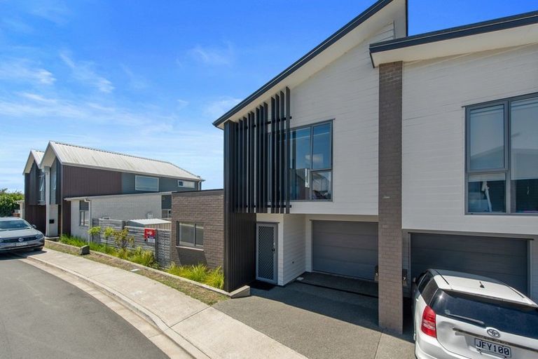 Photo of property in 5 Springside Court, Huntington, Hamilton, 3210