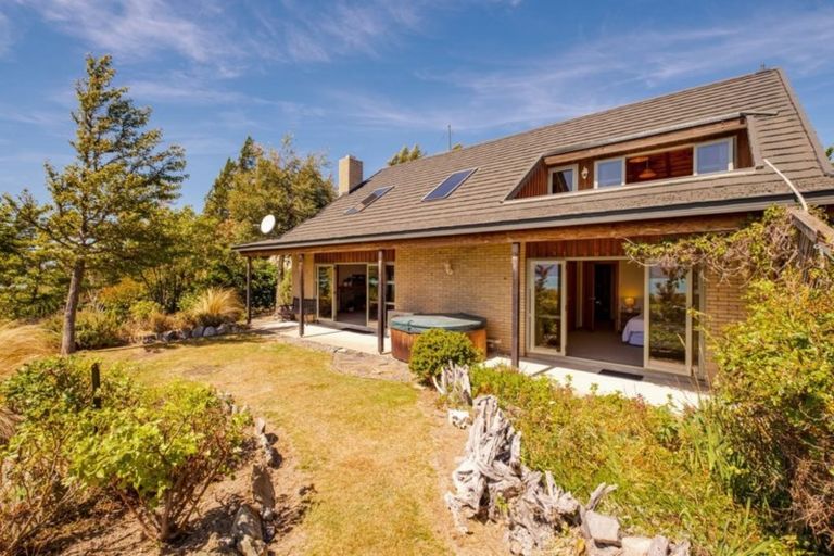 Photo of property in 8 Ohau Drive, Lake Ohau, Twizel, 9412