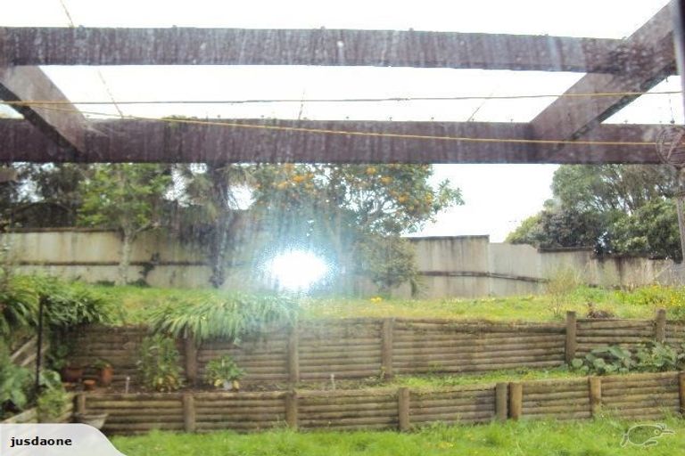 Photo of property in 18 Esmae Place, Dinsdale, Hamilton, 3204