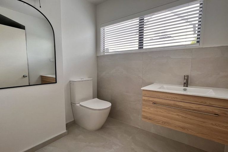 Photo of property in 82a Browns Road, St Albans, Christchurch, 8014