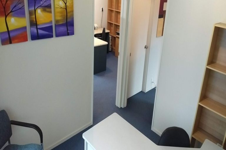 Photo of property in 389 Yaldhurst Road, Russley, Christchurch, 8042