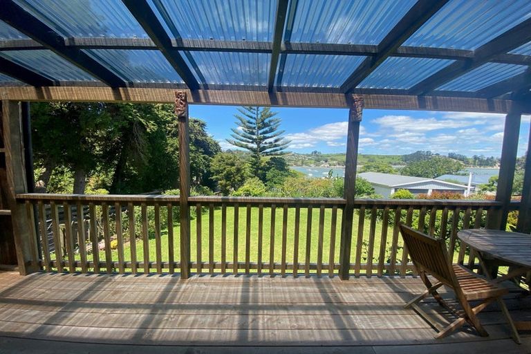 Photo of property in 6 Bonham Street, Pahi, Paparoa, 0571