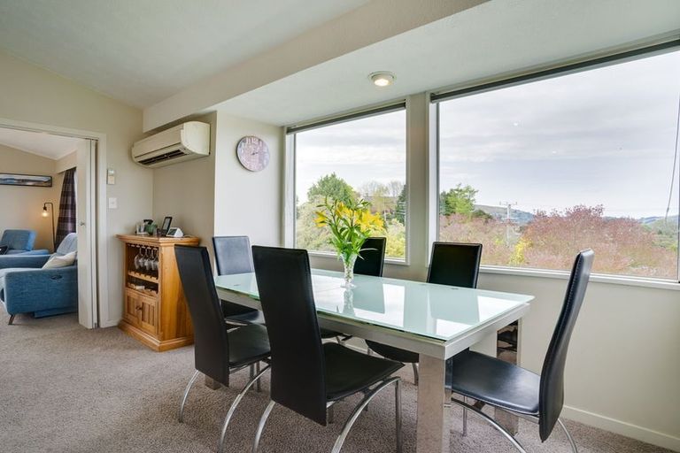 Photo of property in 5 Larkins Street, Helensburgh, Dunedin, 9010