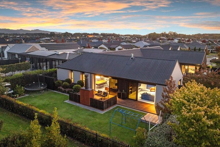 Photo of property in 18 Ruapani Street, Marshland, Christchurch, 8083