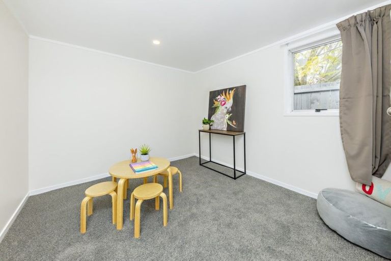 Photo of property in 14 Chantal Place, Red Hill, Papakura, 2110