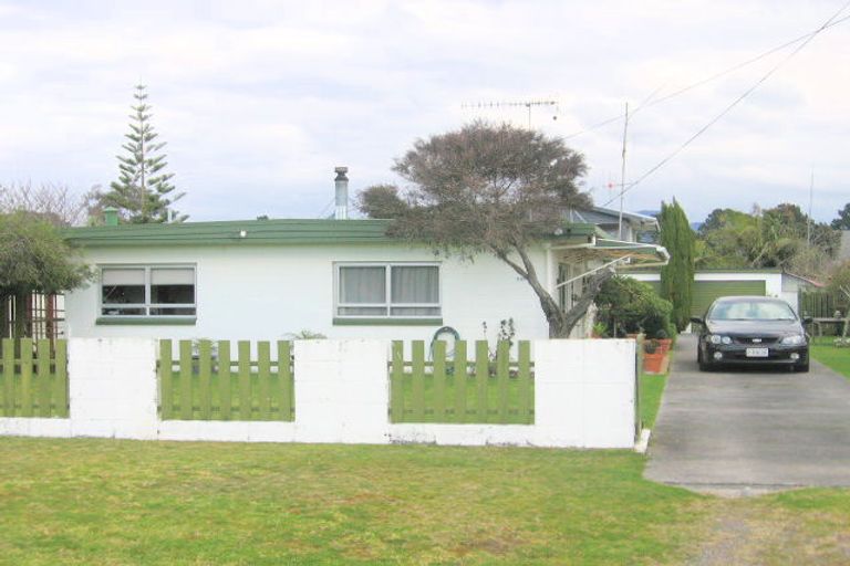 Photo of property in 107 Mary Road, Whangamata, 3620