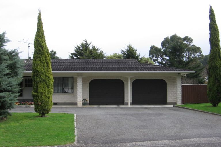 Photo of property in 1 Titoki Grove, Featherston, 5710