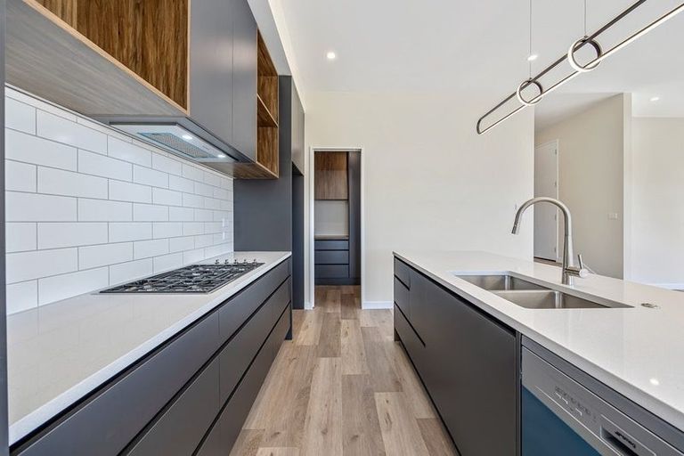 Photo of property in 13 Katote Avenue, Swanson, Auckland, 0614