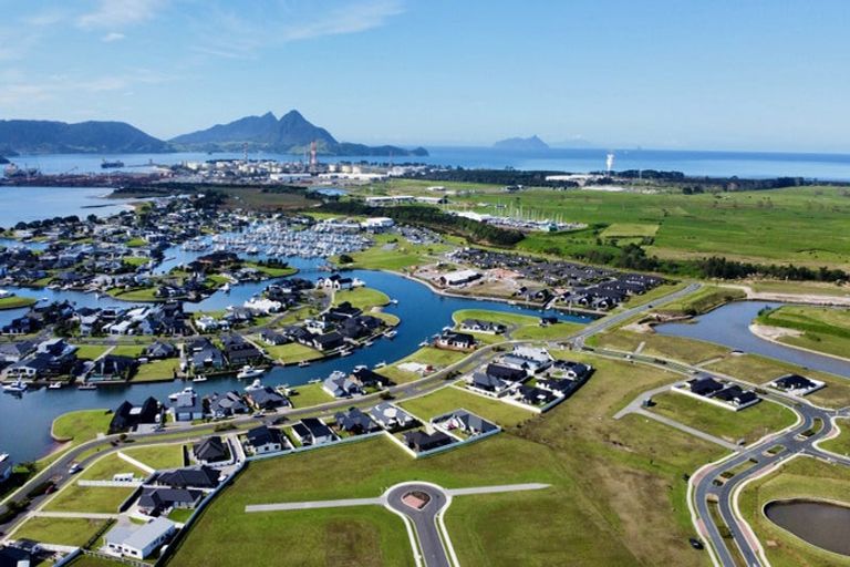 Photo of property in 76 Maturiki Drive, Ruakaka, One Tree Point, 0118