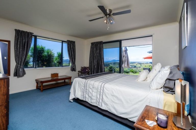 Photo of property in 2 Coastview Lane, Mangawhai, 0975