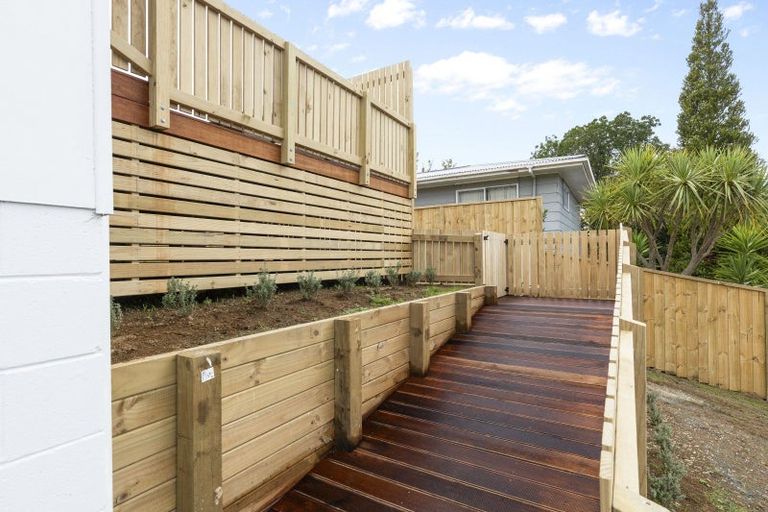 Photo of property in 8 Newlyn Place, Welbourn, New Plymouth, 4312