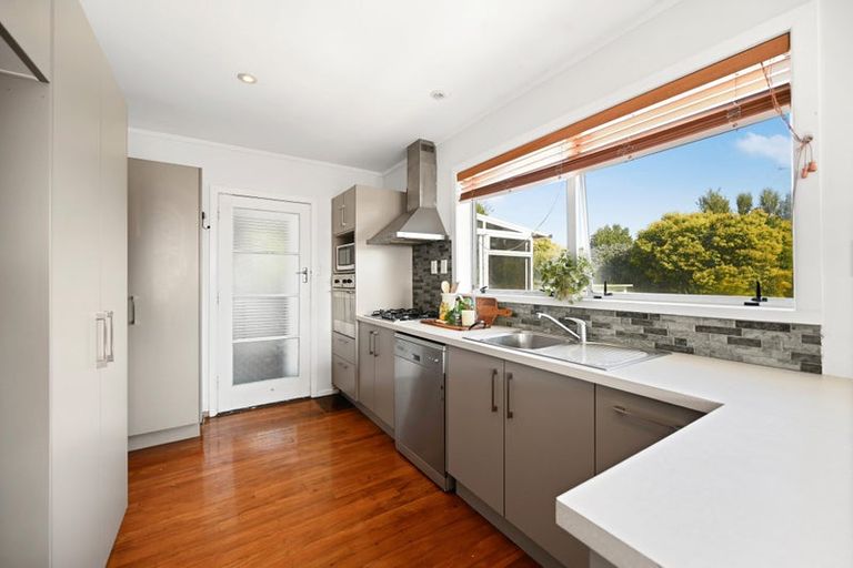 Photo of property in 8 Clark Place, Hillcrest, Hamilton, 3216