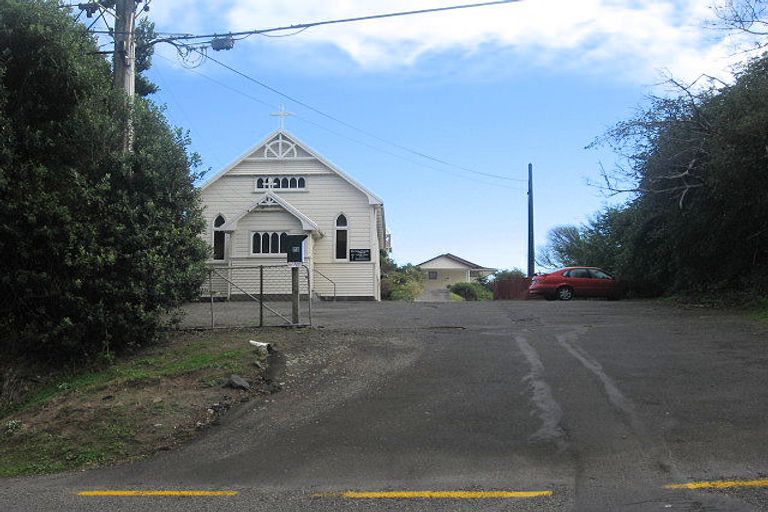 Photo of property in 73 Wellington Road, Paekakariki, 5034