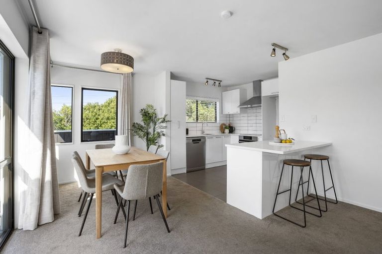 Photo of property in 215 Victoria Road, Devonport, Auckland, 0624