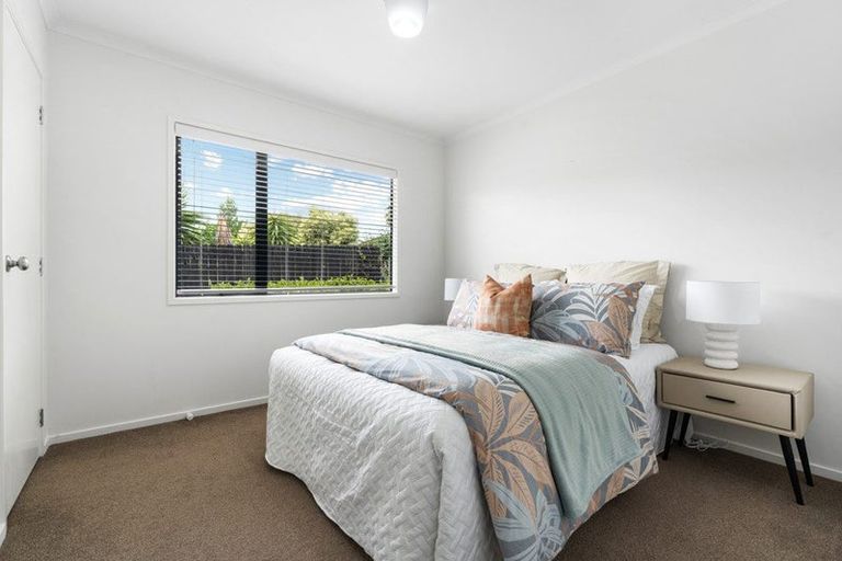 Photo of property in 4 Adrigole Place, East Tamaki, Auckland, 2013
