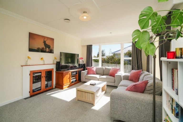 Photo of property in 28 Kowhai Avenue, Hargest, Invercargill, 9810