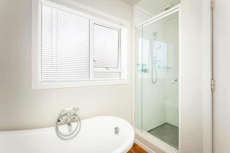 Photo of property in 5 Henry Wigram Drive, Wigram, Christchurch, 8042