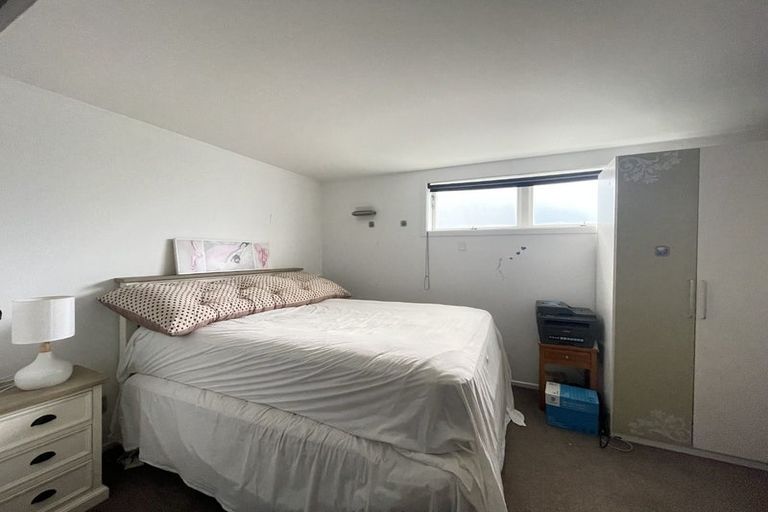 Photo of property in 86 Parr Terrace, Castor Bay, Auckland, 0620