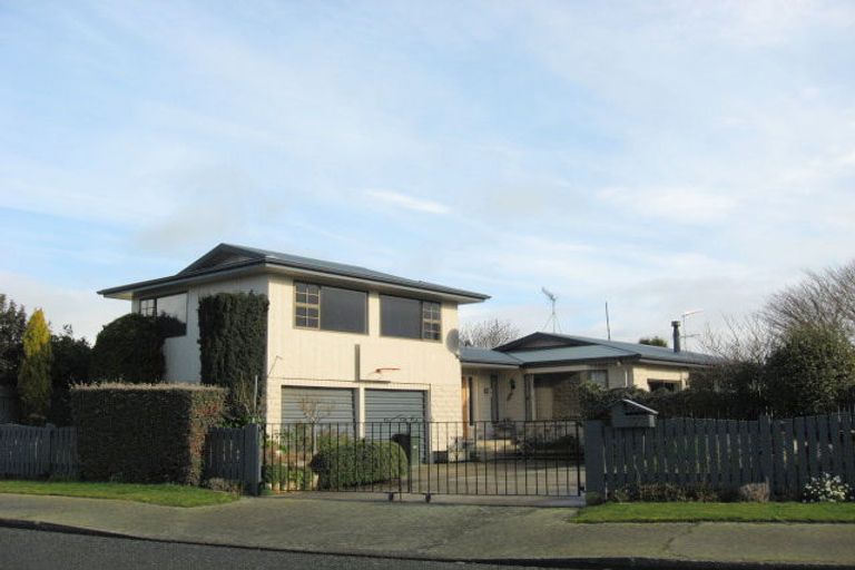 Photo of property in 37 Kildare Drive, Waikiwi, Invercargill, 9810