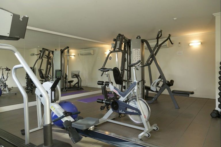 Photo of property in 1/225 Lake Terrace, Waipahihi, Taupo, 3330