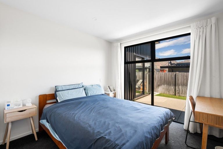 Photo of property in 2 The Heights Avenue, Wanaka, 9305