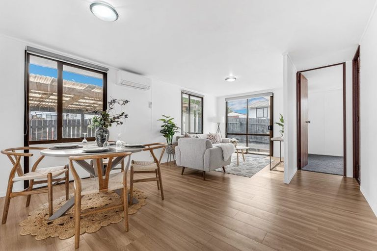 Photo of property in 1/21 Nearco Street, Randwick Park, Auckland, 2105