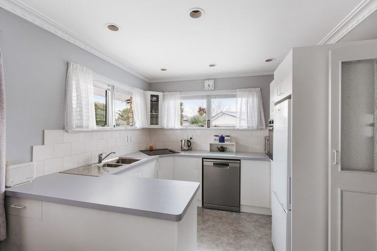 Photo of property in 34 Hillstone Avenue, Gate Pa, Tauranga, 3112
