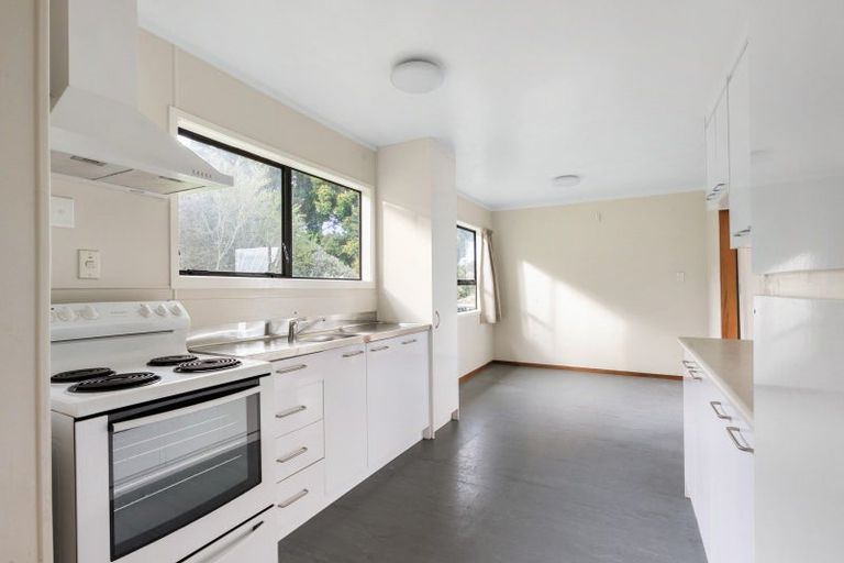 Photo of property in 7 Yule Place, Massey, Auckland, 0614