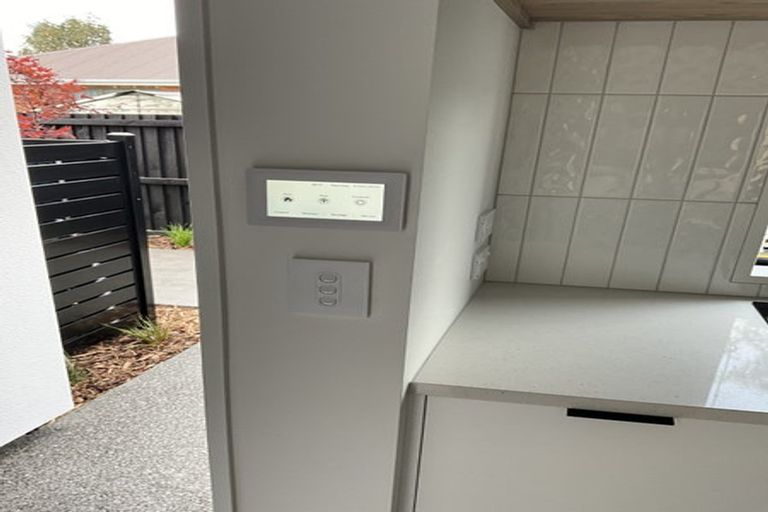 Photo of property in 9/24 Devonport Lane, St Albans, Christchurch, 8014