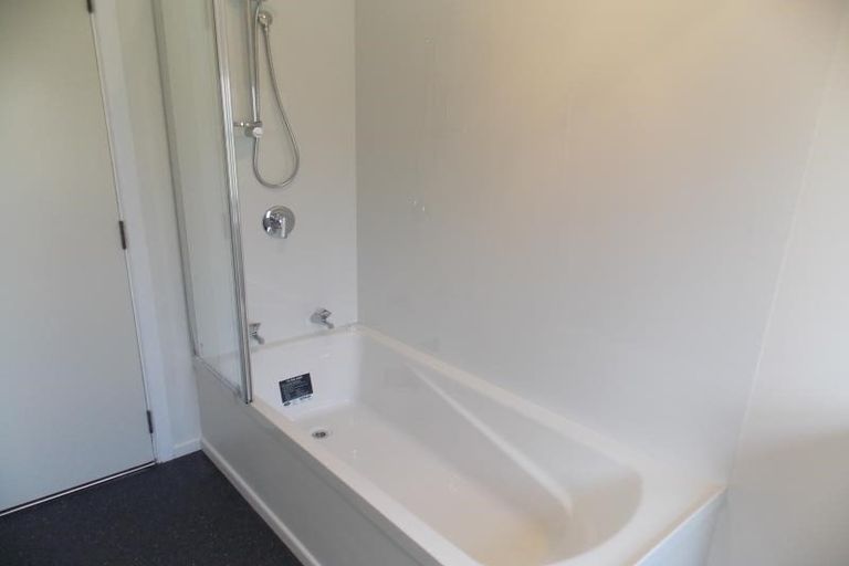 Photo of property in 290 Fergusson Drive, Heretaunga, Upper Hutt, 5018