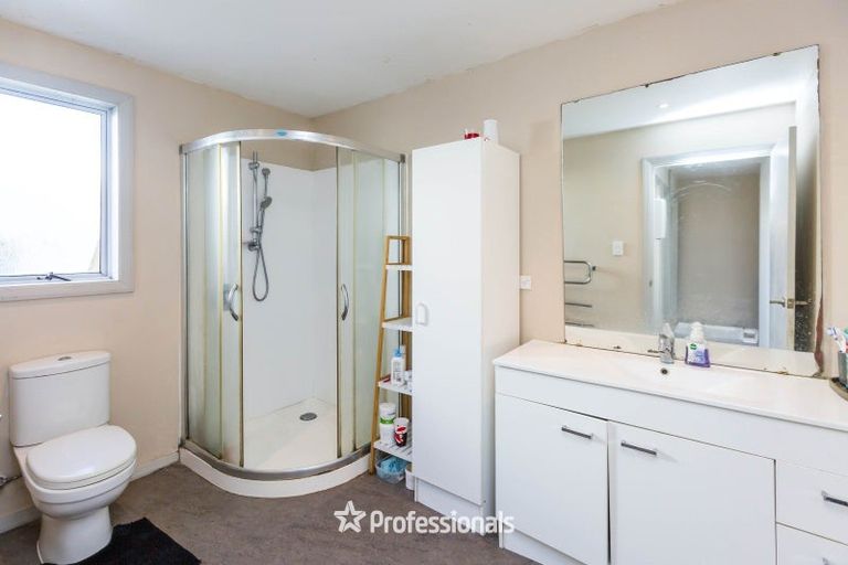 Photo of property in 24 Bouverie Street, Petone, Lower Hutt, 5012