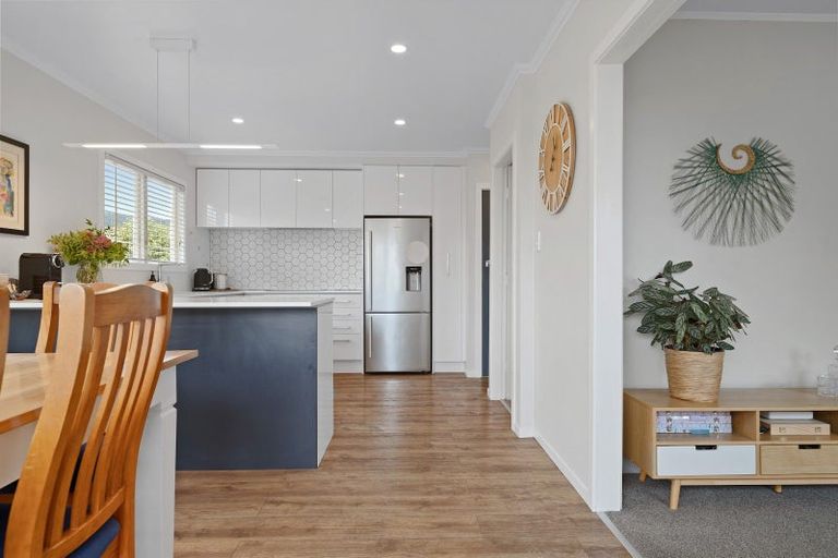 Photo of property in 17 Edward Street, Richmond, 7020