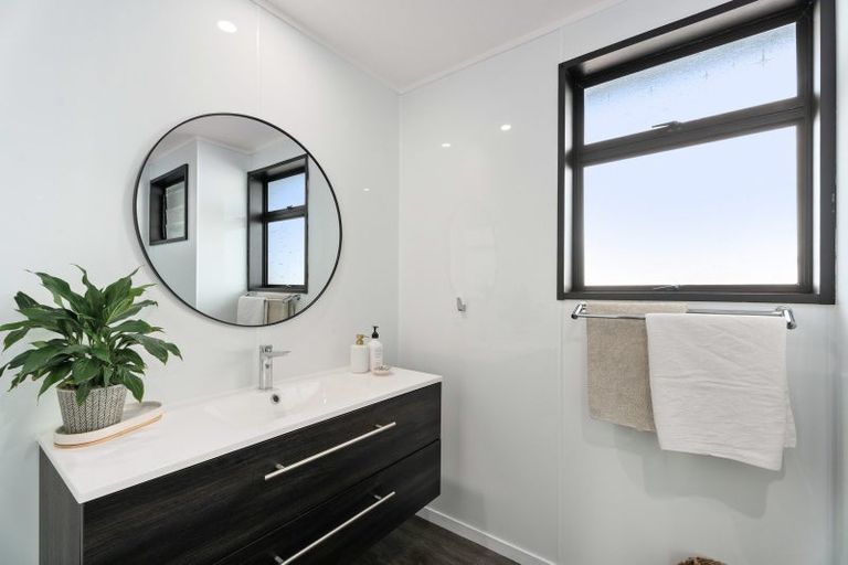 Photo of property in 78 Waenga Drive, Cromwell, 9310