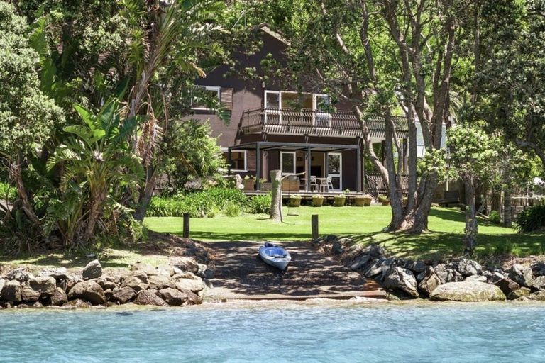 Photo of property in 31 Young Street, Mahurangi East, Warkworth, 0982