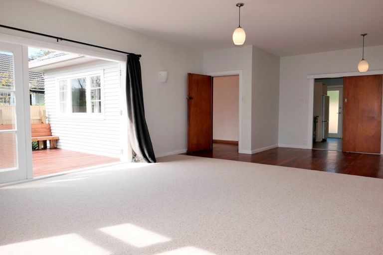 Photo of property in 132 Wellington Road, Paekakariki, 5034