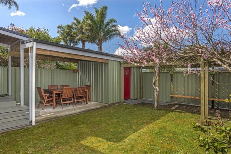 Photo of property in 122 Potae Avenue, Lytton West, Gisborne, 4010