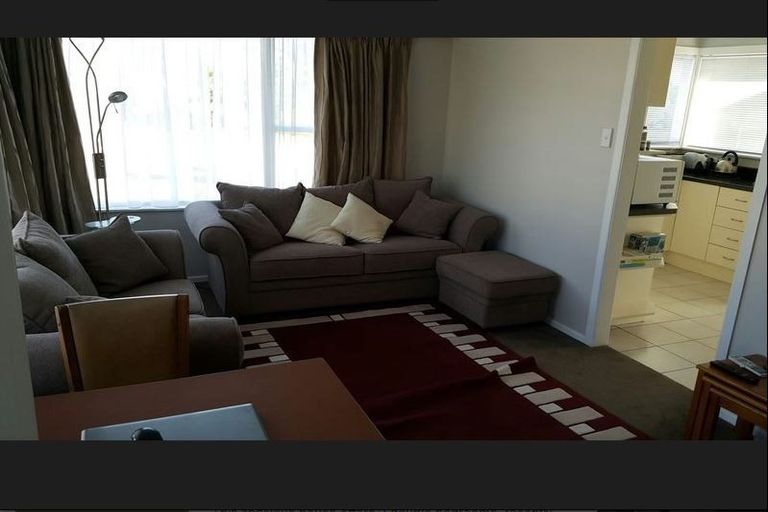 Photo of property in 1/67 Dale Crescent, Pakuranga, Auckland, 2010