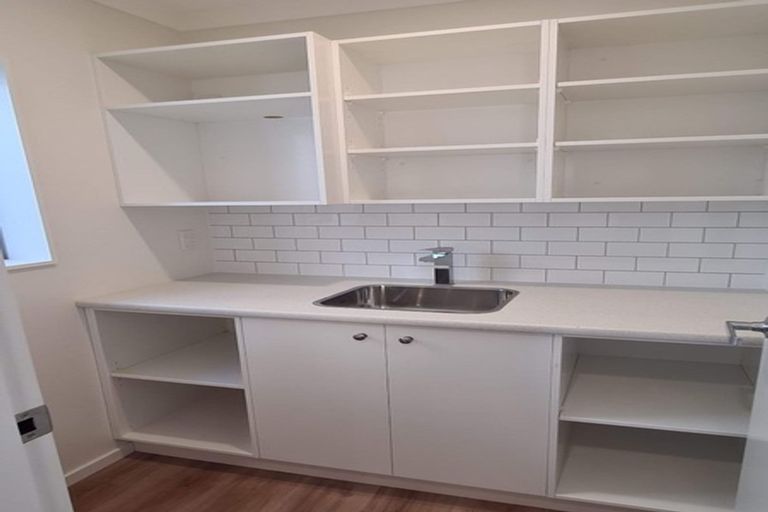 Photo of property in 143 Amesbury Drive, Churton Park, Wellington, 6037