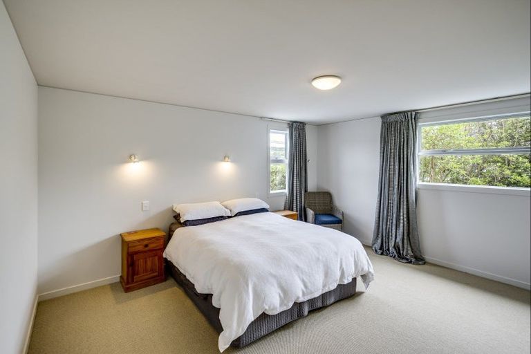 Photo of property in 100 Harper Road, Waimarama, 4294