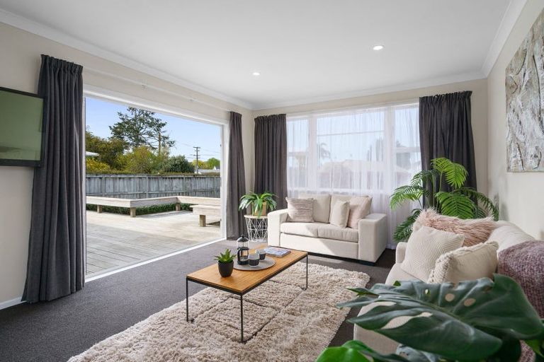 Photo of property in 13 Browning Street, Leamington, Cambridge, 3432