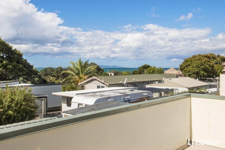 Photo of property in 42 Ocean View Road, Waihi Beach, 3611