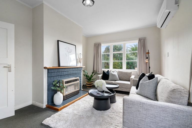 Photo of property in 76 Williams Street, Cambridge, 3434